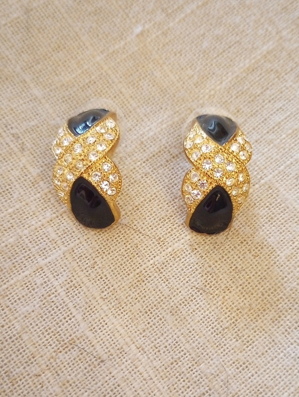 Crystal Earrings With Black Enamel